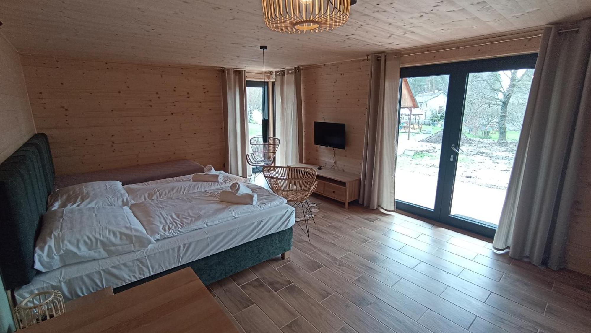 Glamping Challet Slunecno Cesky Raj Dobšín Esterno foto
